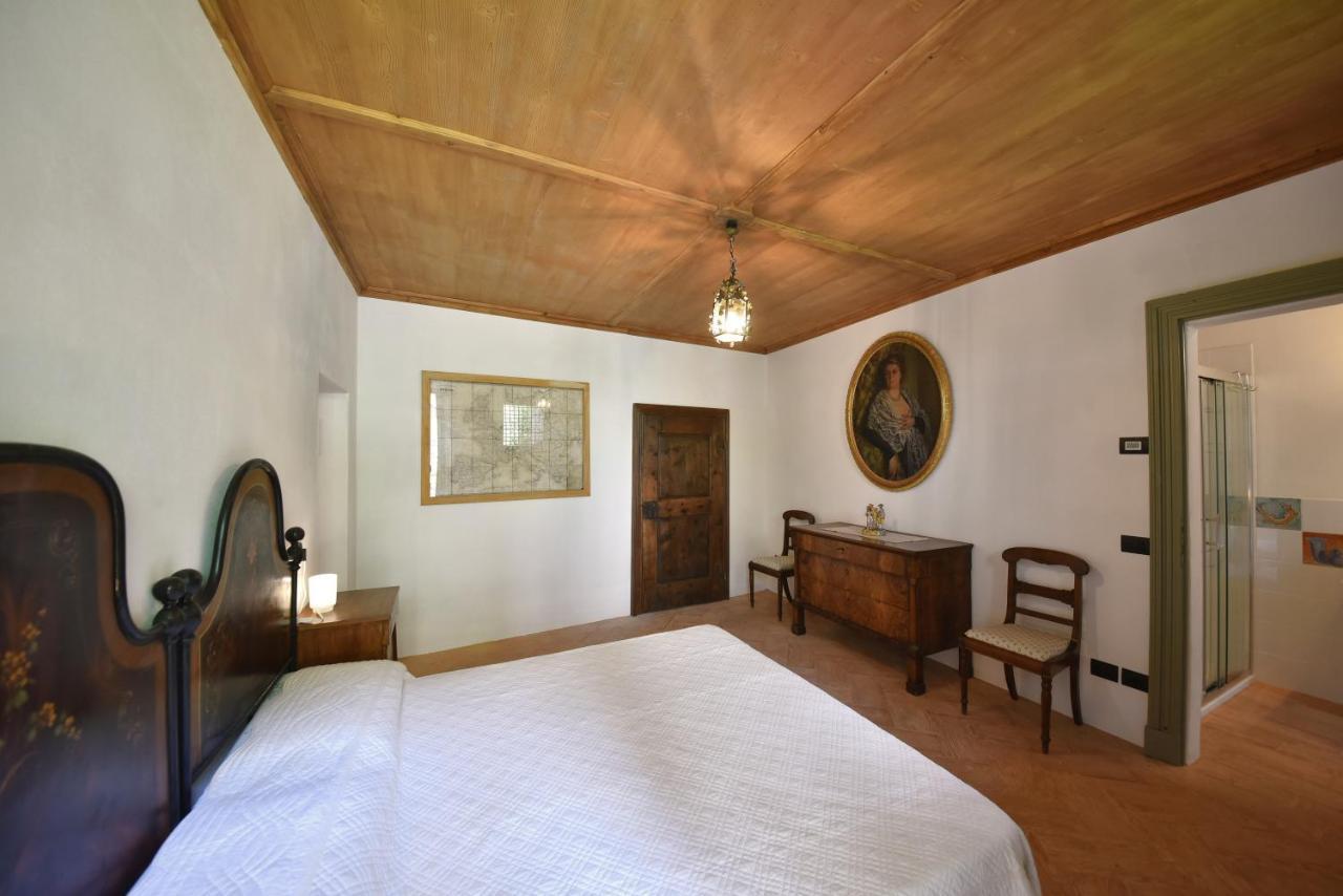 Villa Piano Nobile Al Roseto Del Drago San Bernardo  Exterior foto